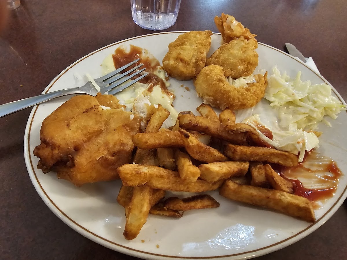 Gibson's Fish & Chips - Photo 2