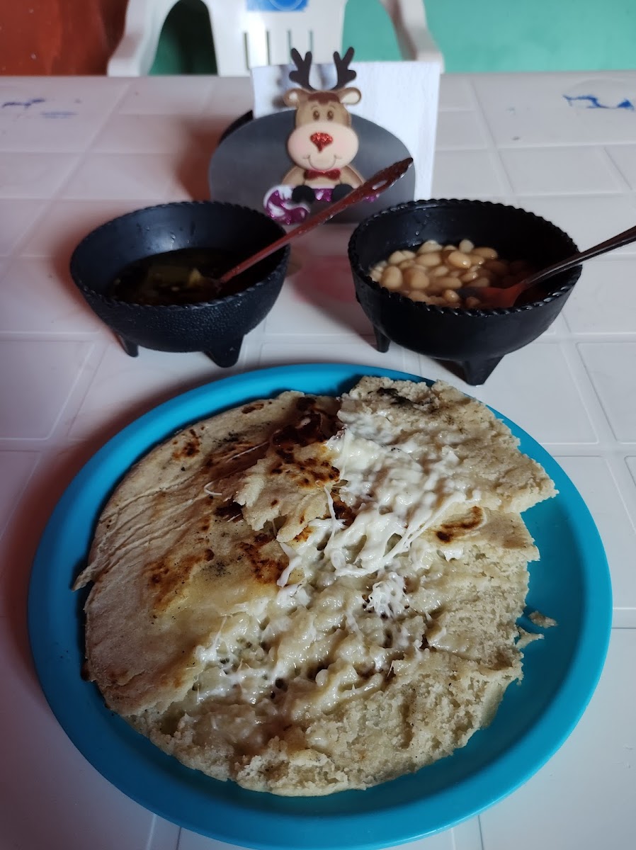 Gorditas estilo Queretaro - Photo 3