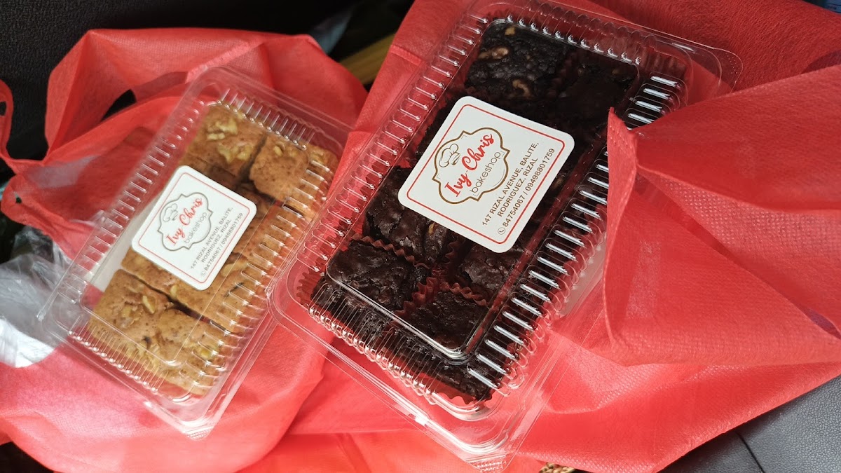 Ivy-Chris Bakeshop and Catering Services - Photo 6