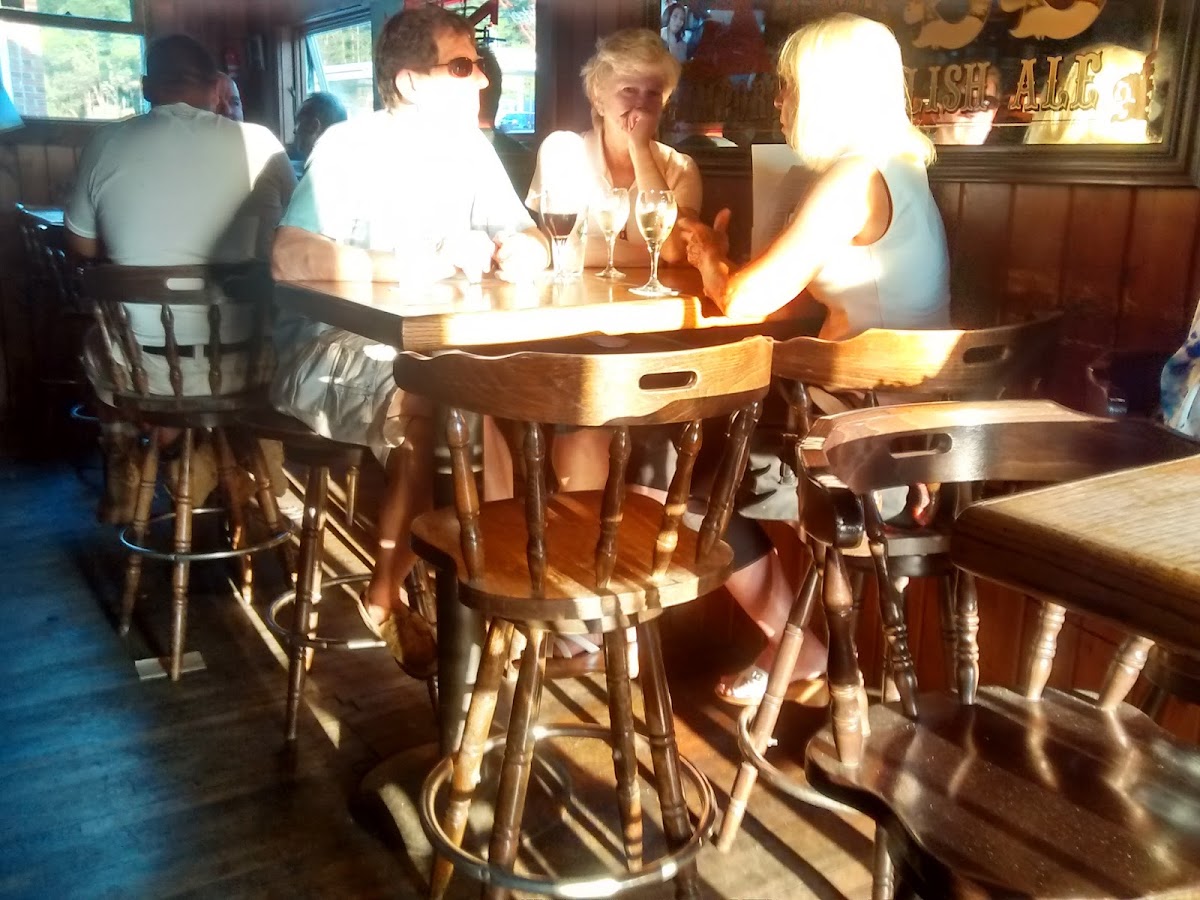 Canal Cafe - Photo 4