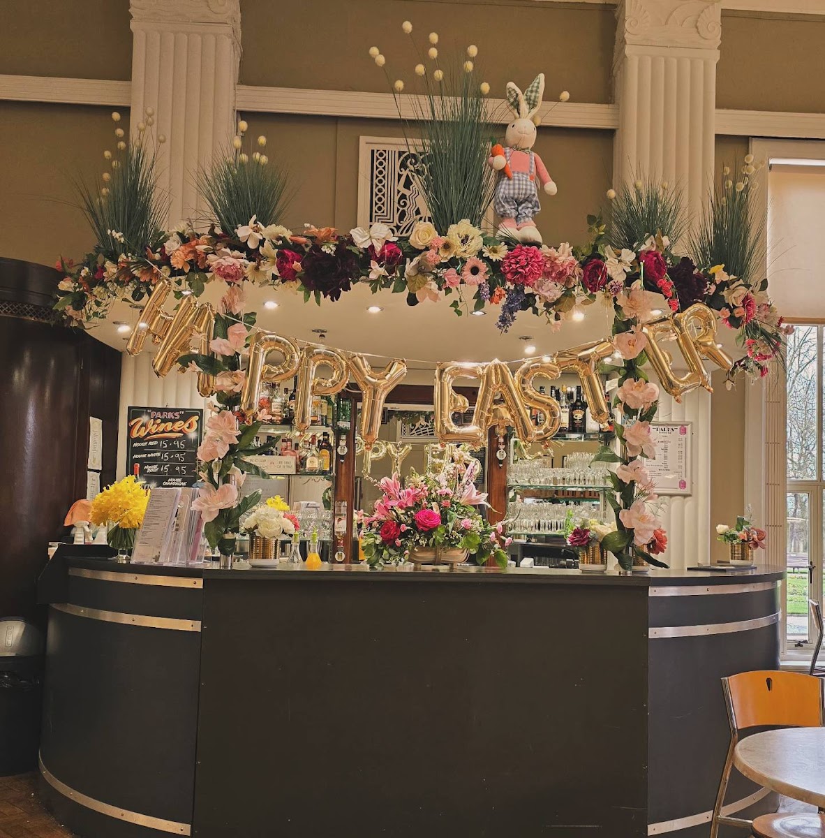 Park's Art Deco Café