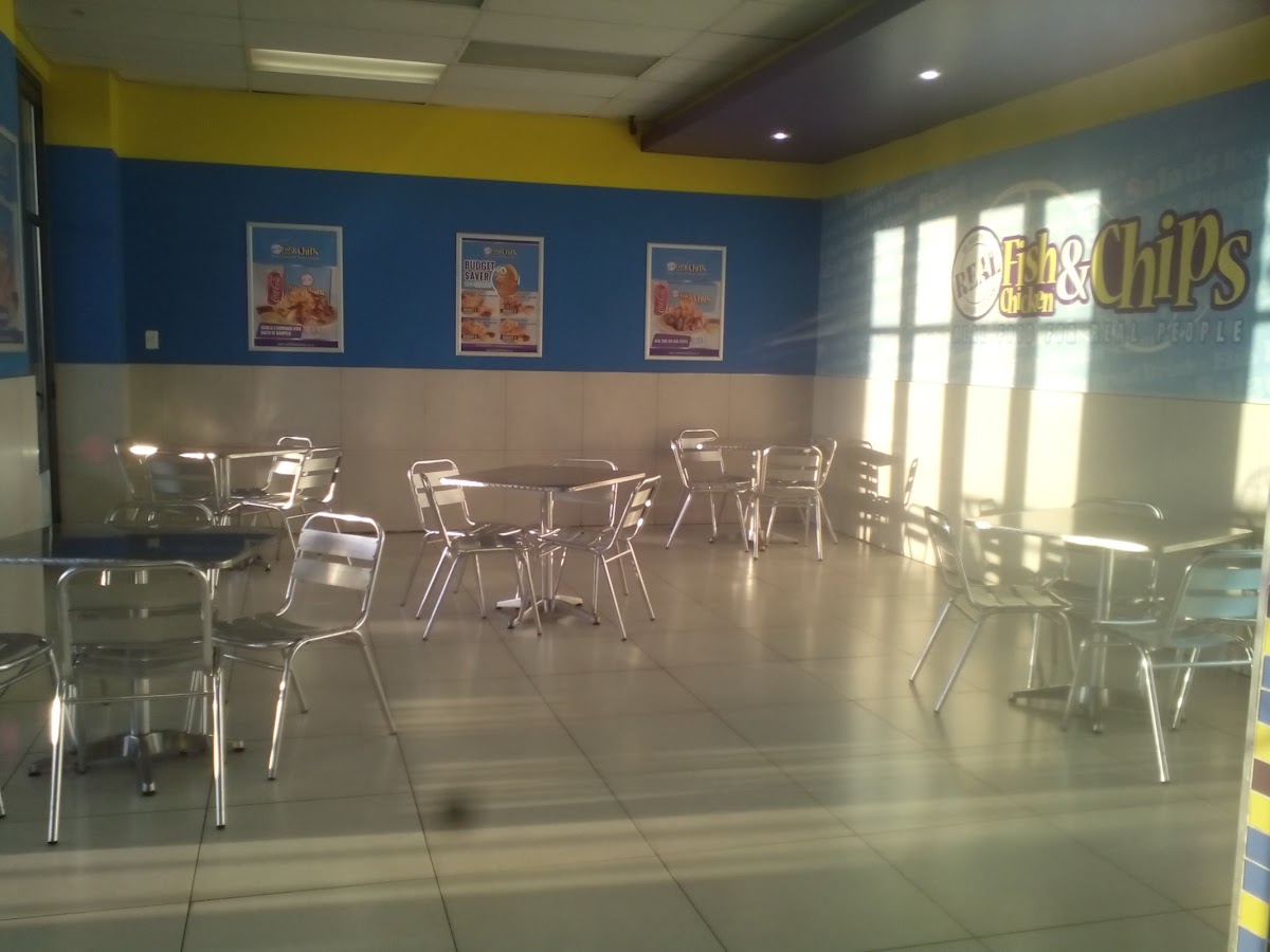 Fish And Chips - Photo 1