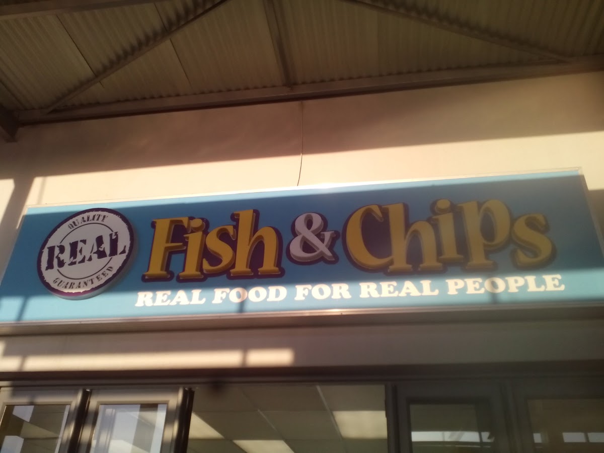 Fish And Chips - Photo 3