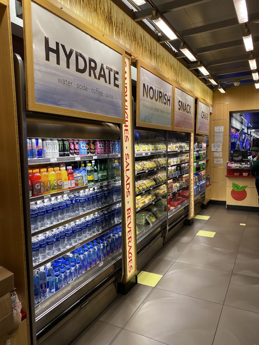 Fresh Market On the Go - Photo 4