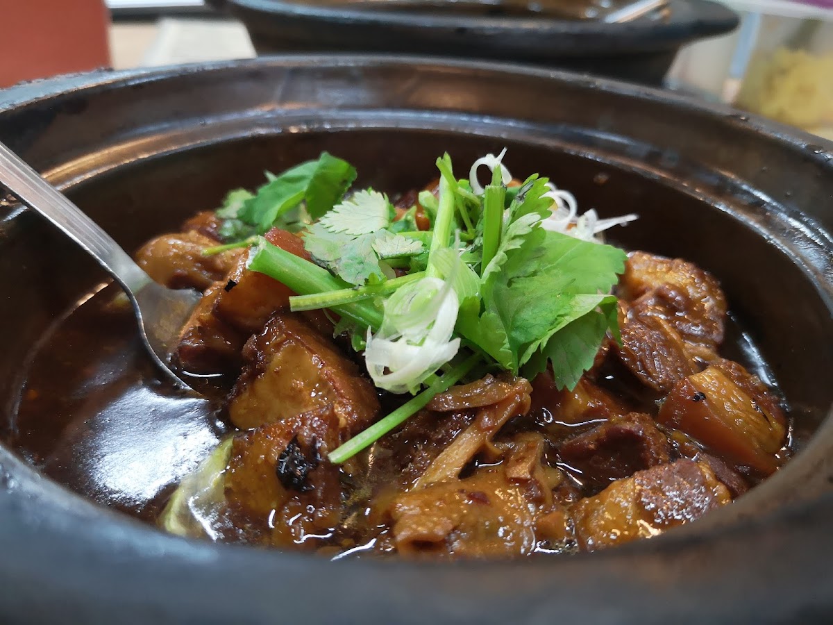 Hooray Seafood Restaurant - Photo 7