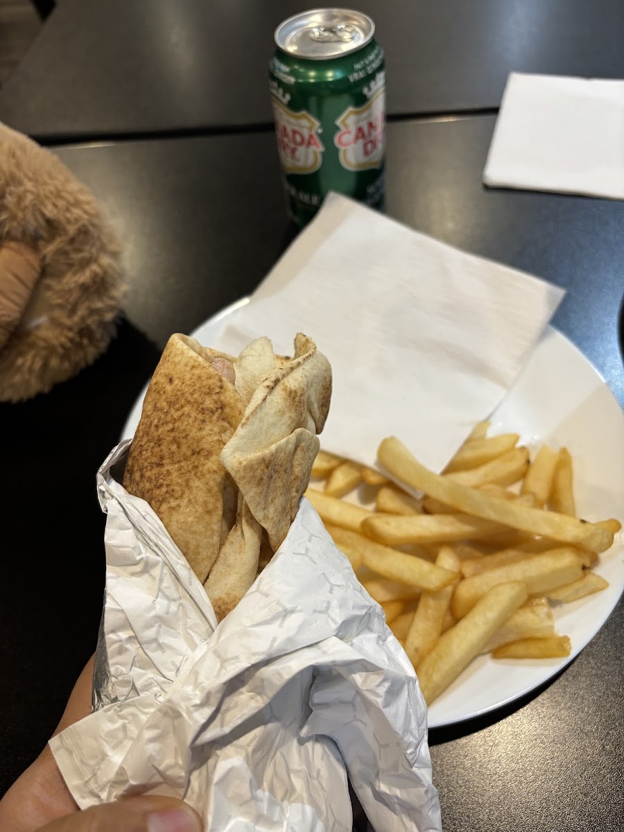 Palms Shawarma & Mediterranean Cafe - Photo 9