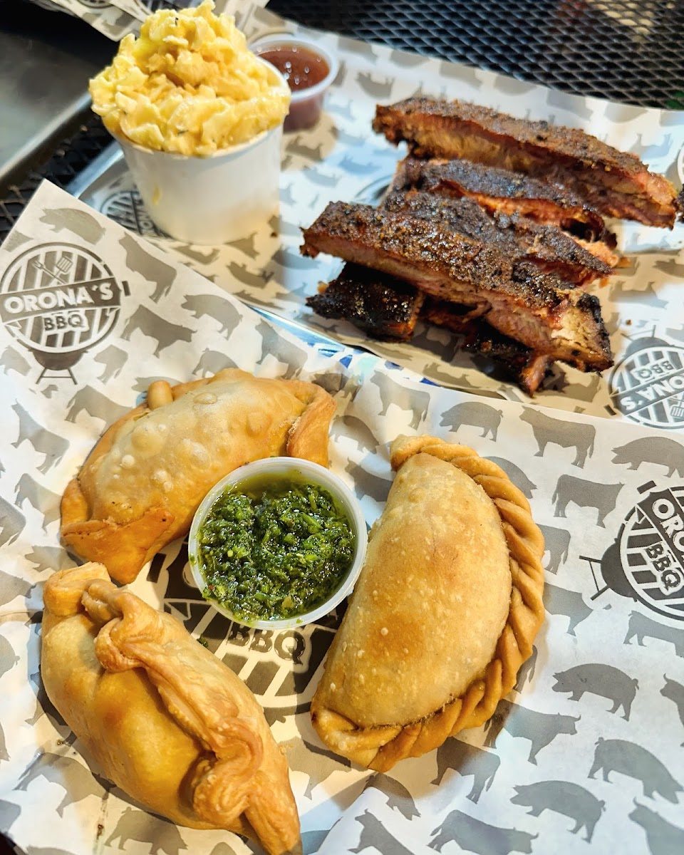 Orona’s BBQ - Photo 1