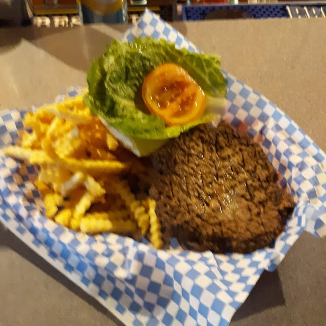 Cheeseburger and Fries
