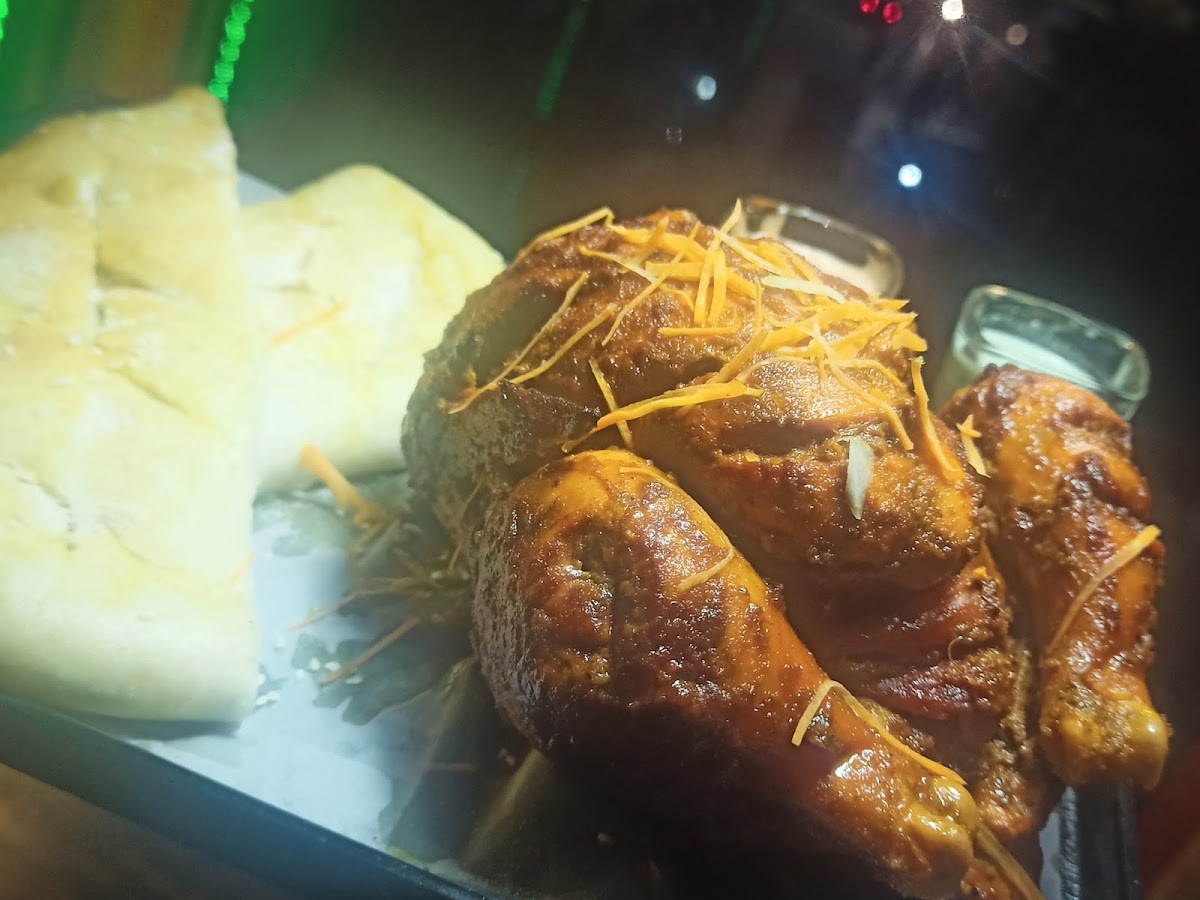 Eat & Meet Restaurant - Photo 3
