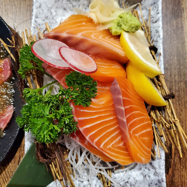 Salmon Sashimi