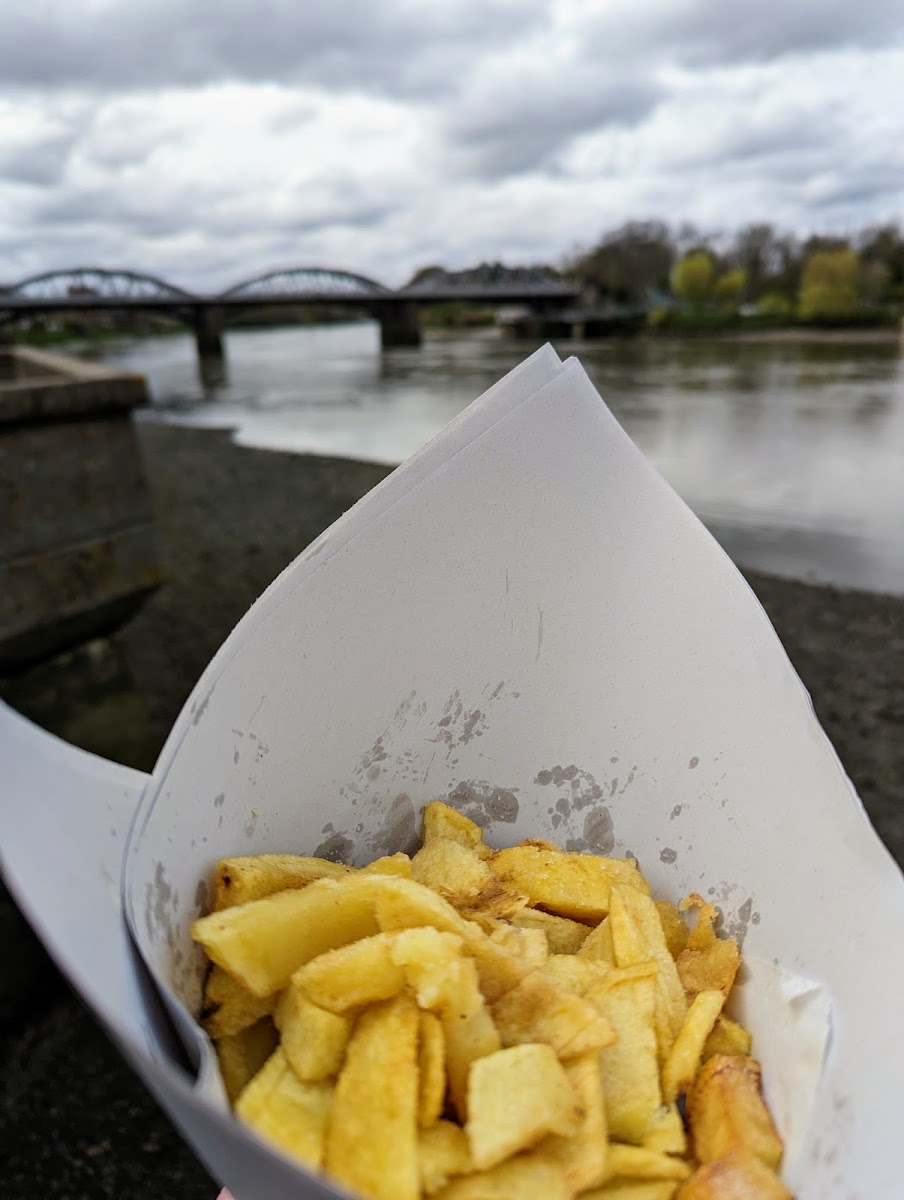 Tanya’s Fish Bar - Photo 6