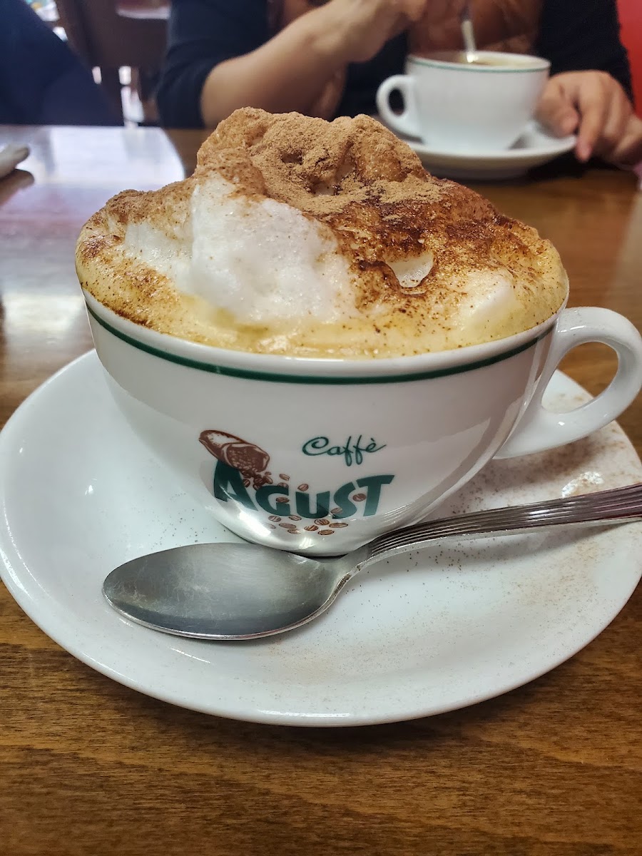 Cafe Latte. - Photo 6