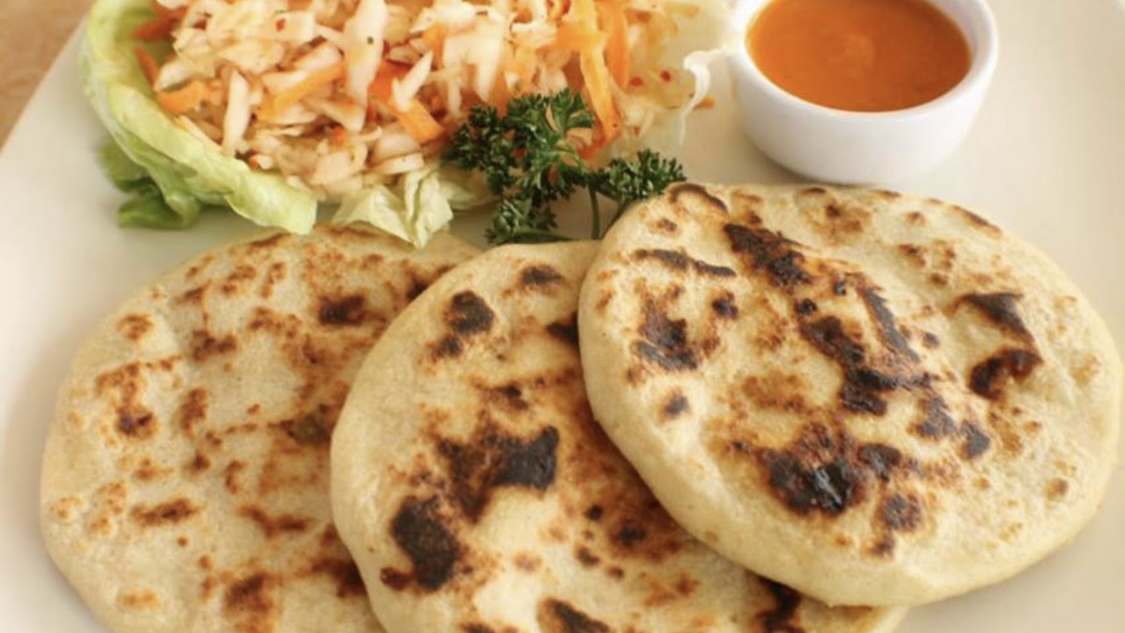EL ARCO PUPUSAS Restaurant - Photo 1