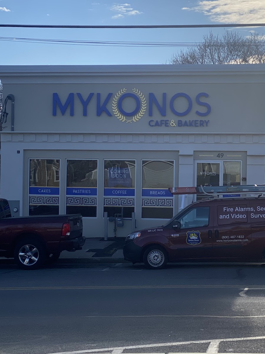 Mykonos Cafe & Bakery - Photo 9
