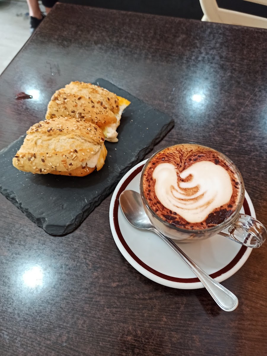 Cafeteria Experiencia - Photo 9