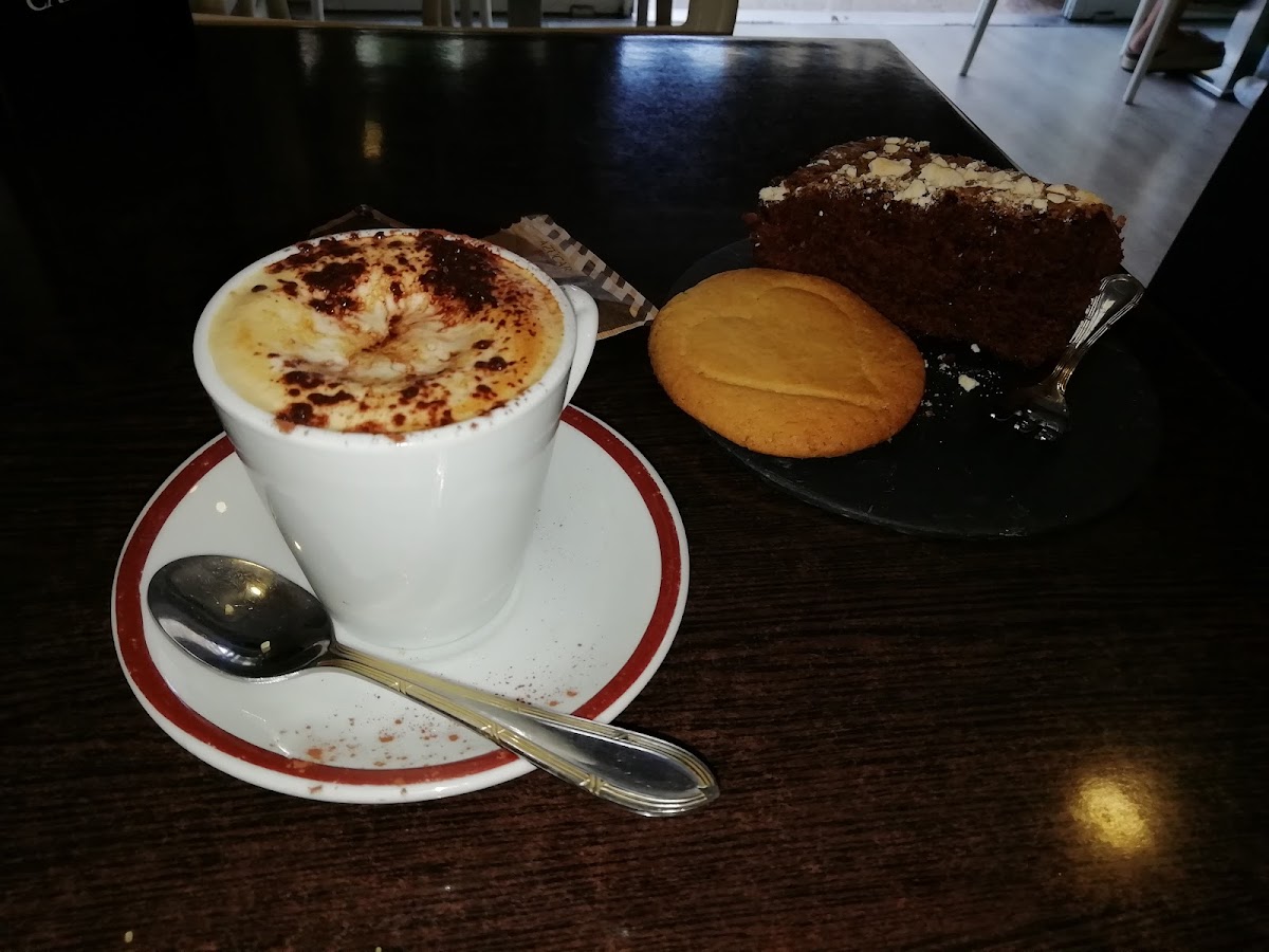 Cafeteria Experiencia - Photo 7