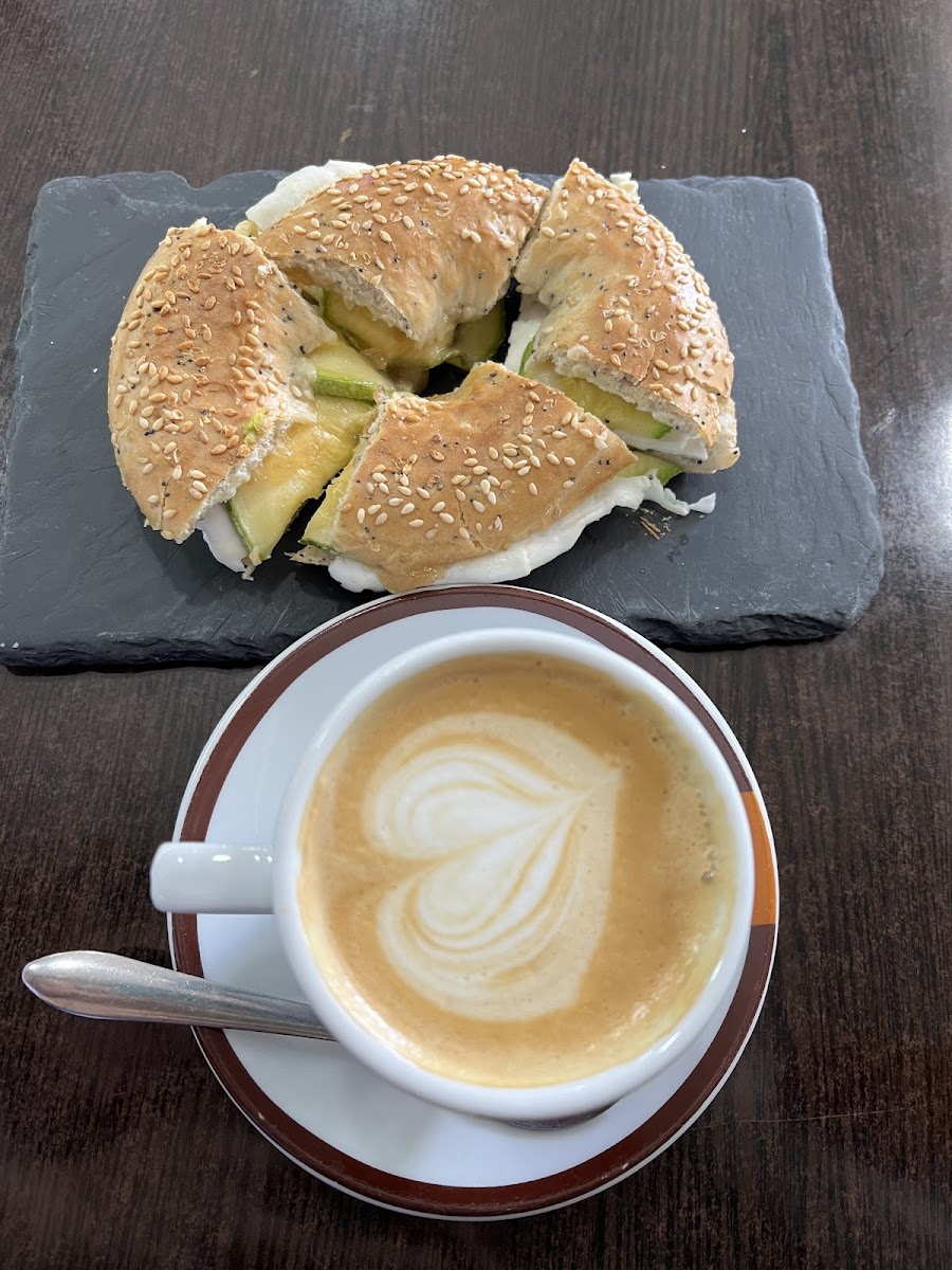 Cafeteria Experiencia - Photo 8