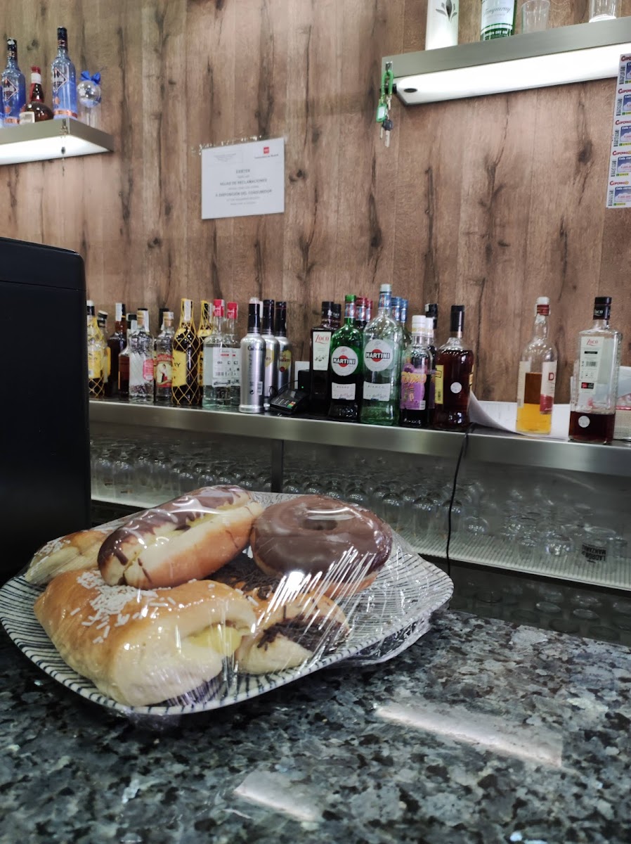 Restaurante El Rincón de León - Photo 6