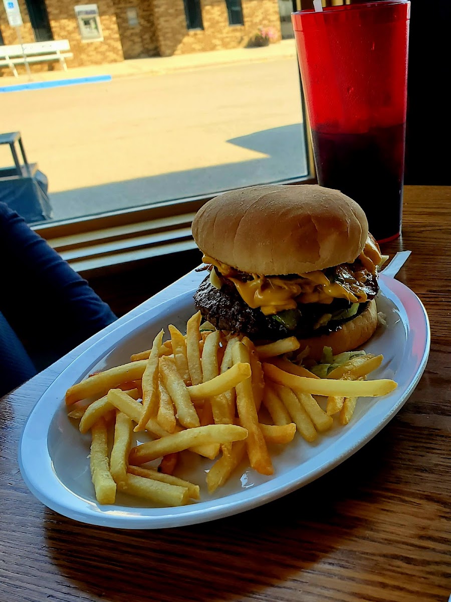 Harriman's Restaurant - Photo 1