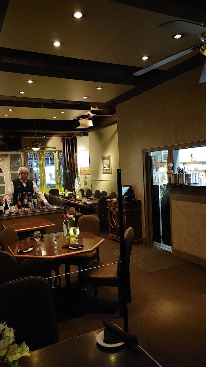 Normand's Restaurant - Photo 7
