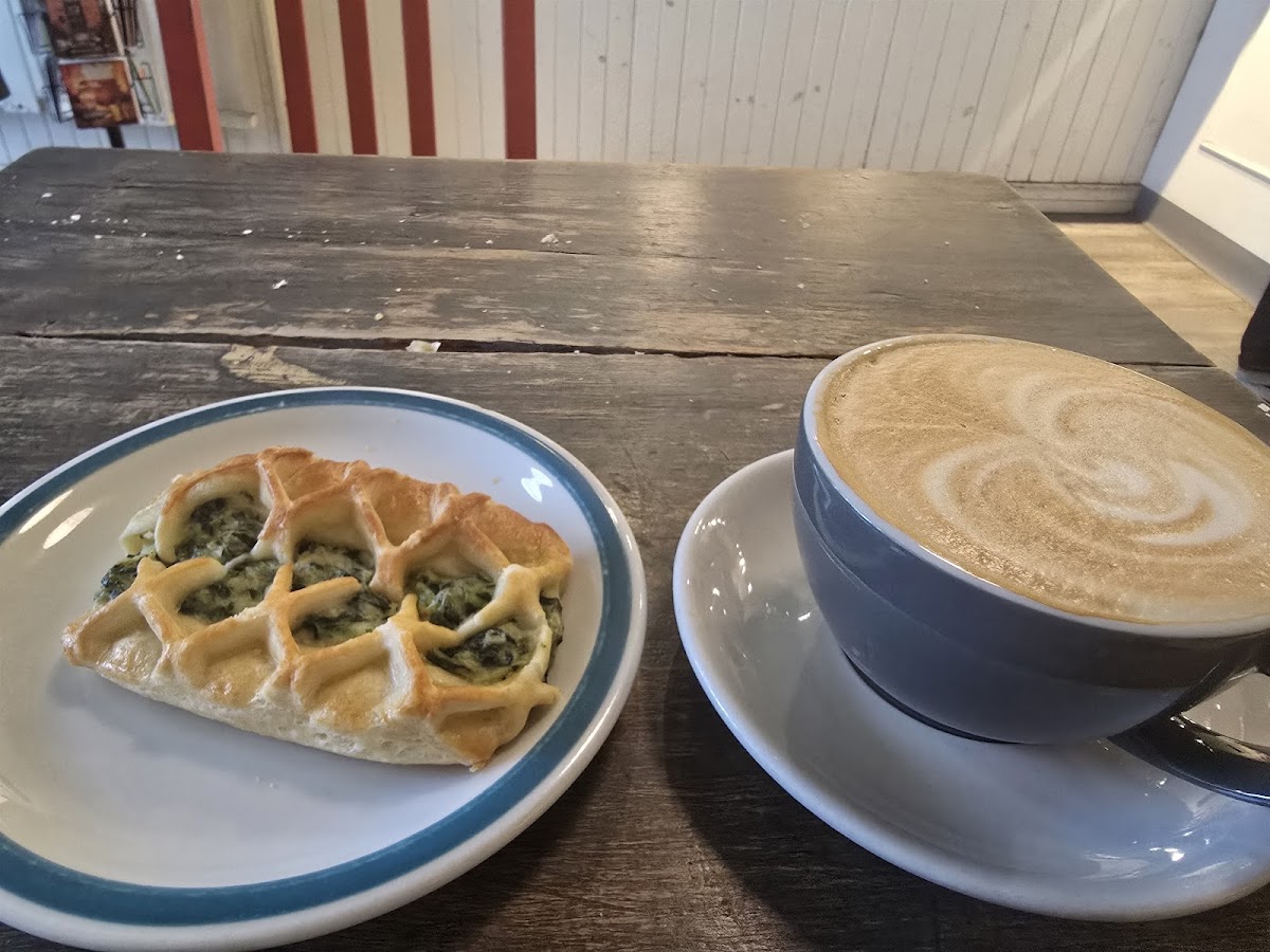 Café Qui Pense - Photo 2