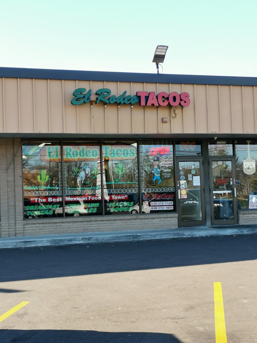 El Rodeo Tacos - Photo 2