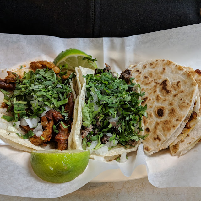 Taco Y Quesadilla