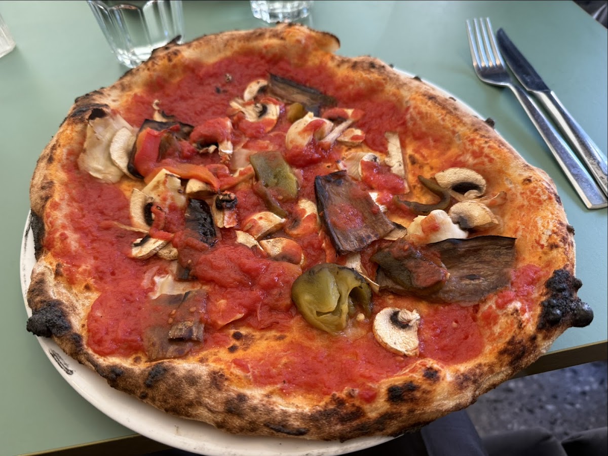 Gloria Pizzeria - Photo 4