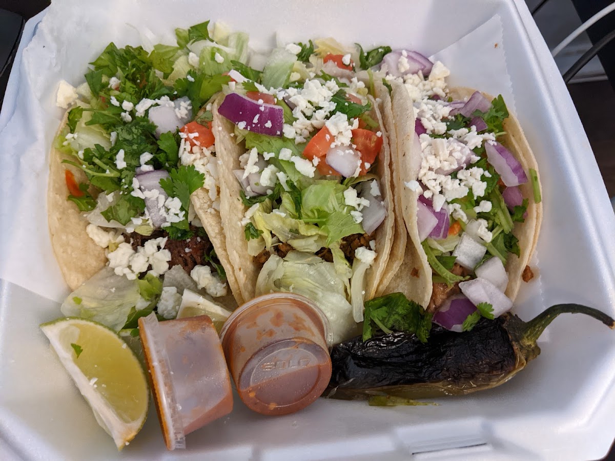 Tacos Ivan - Photo 1