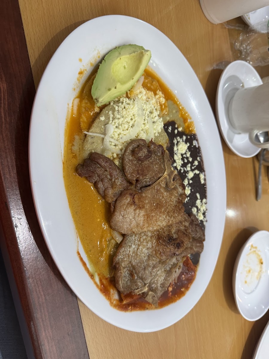 Doña Chave Restaurante Suc. Centro - Photo 4