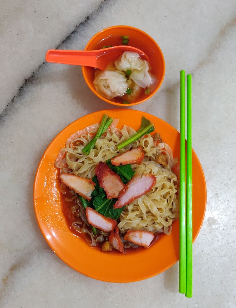 Hilir Garden Ice Cafe & Restaurant - Photo 5