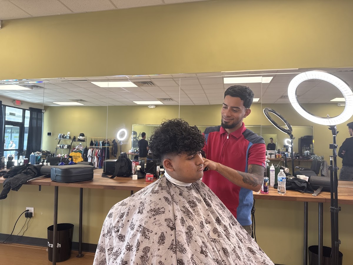 The U Barbershop - Photo 3