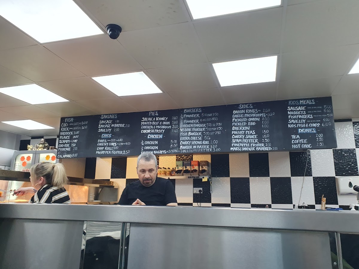 Kings Fish Bar & Restaurant - Photo 3