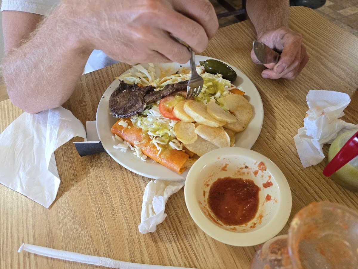 Lala's Mexican Food - Photo 7