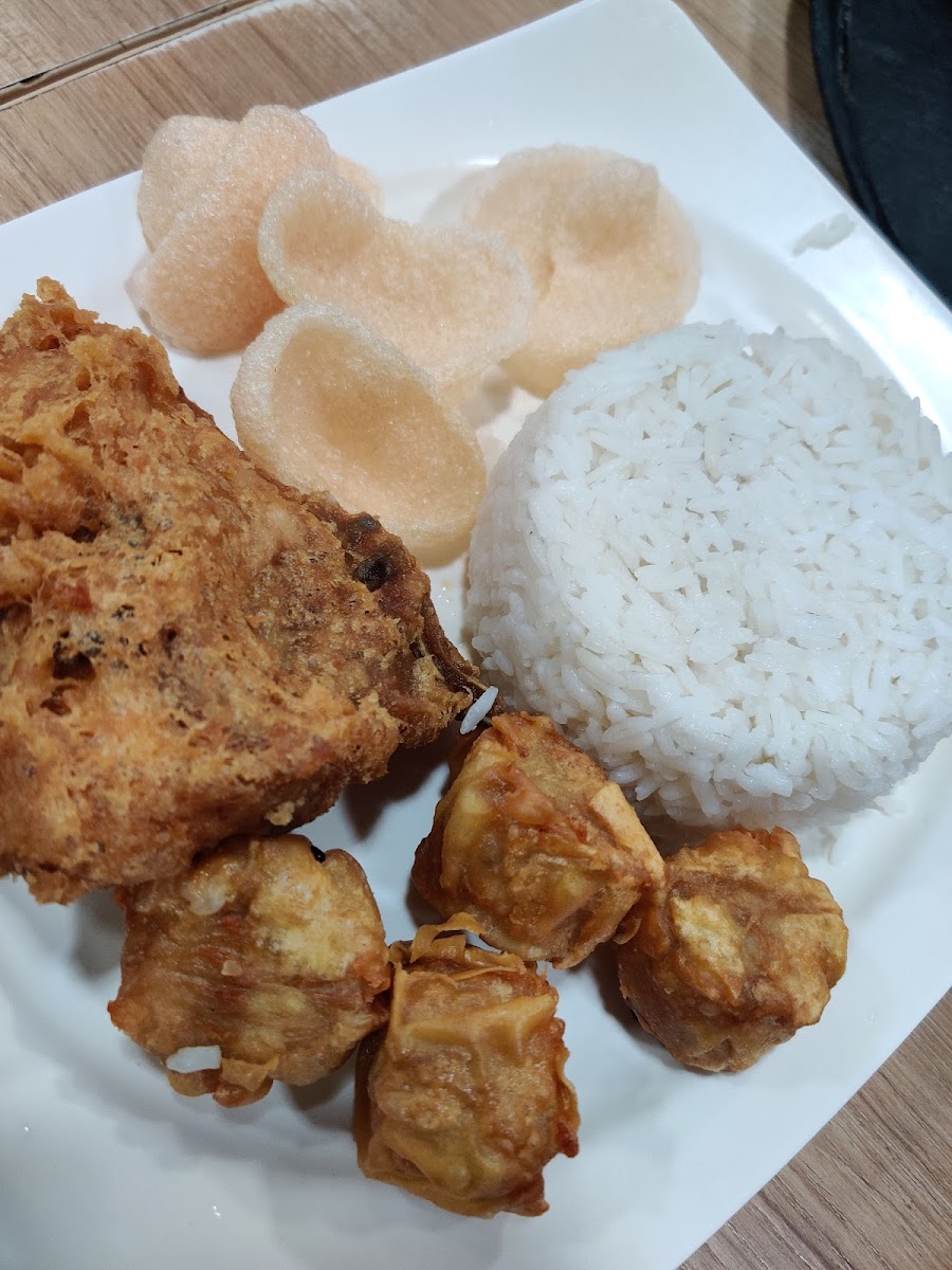 Chowking Eramall-Araneta - Photo 3