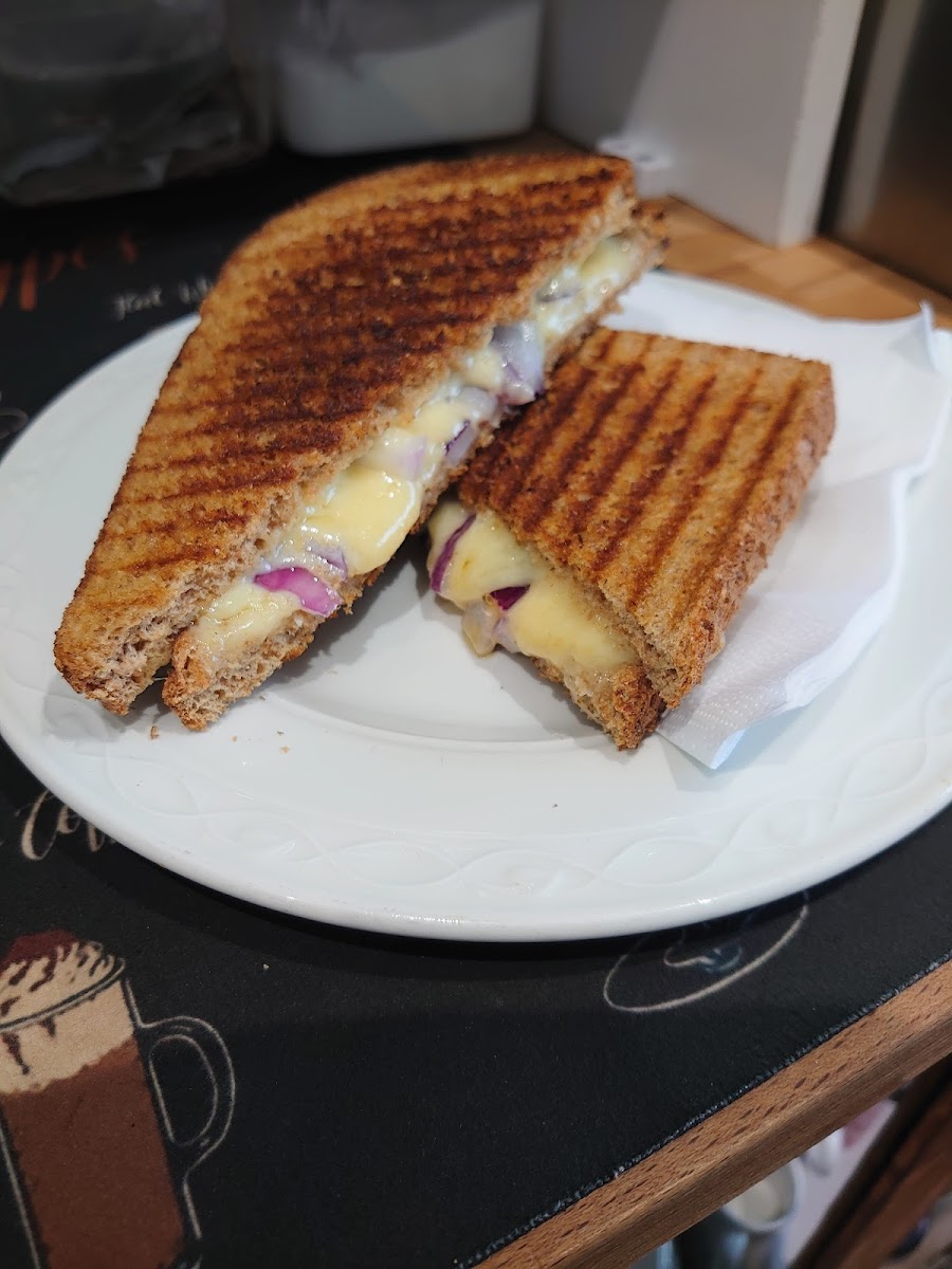 JoJo's cafe - Photo 4