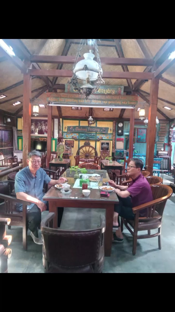 Goeboeg Pentjeng Coffe & Eatery - Photo 1