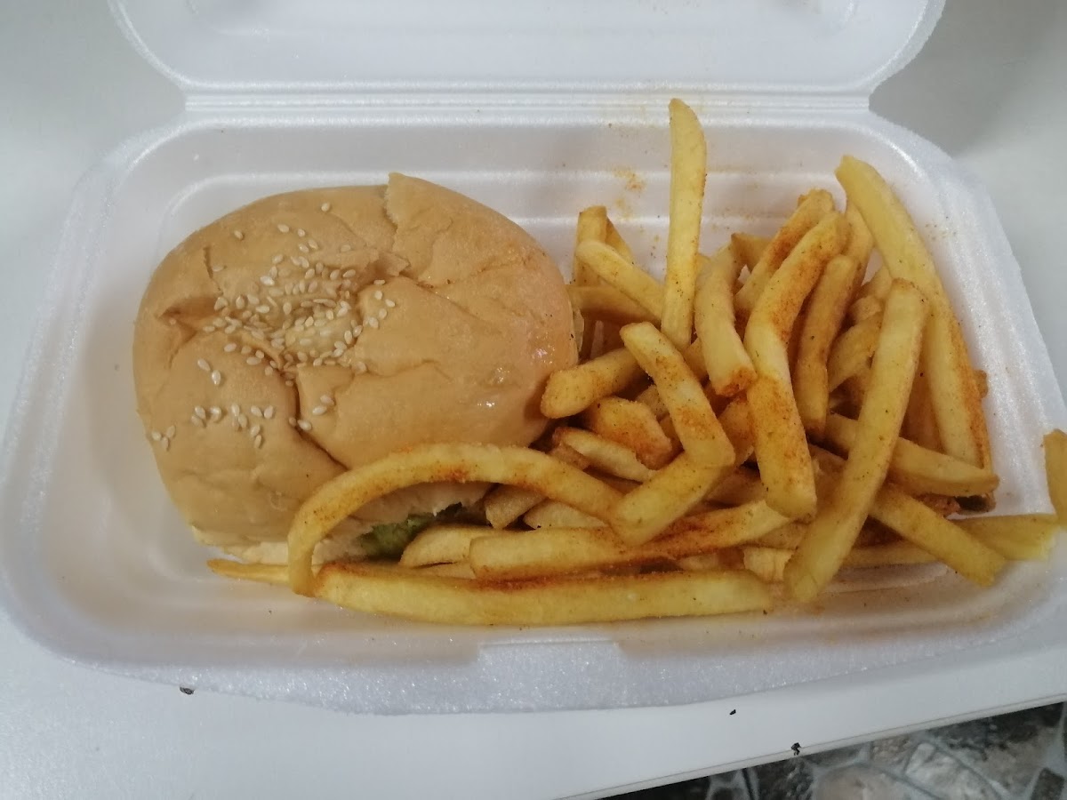 La Padrino (Lenasia) - Photo 3