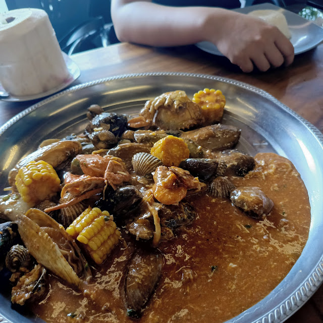 Seafood Berserak