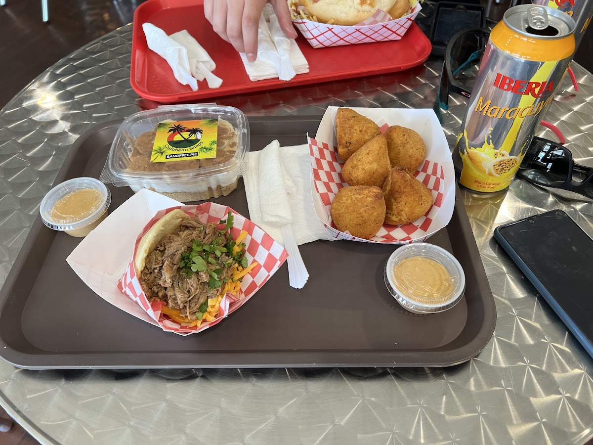 Caribbean Fast Food - Photo 4