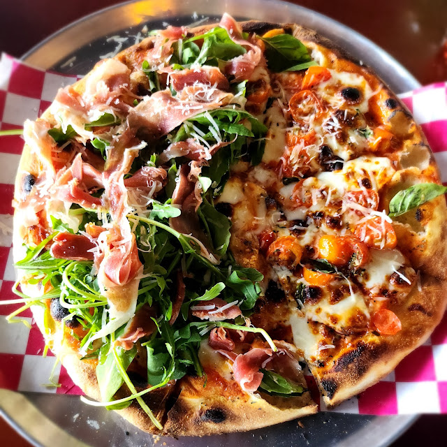 Pizza Toscana Y Margarita