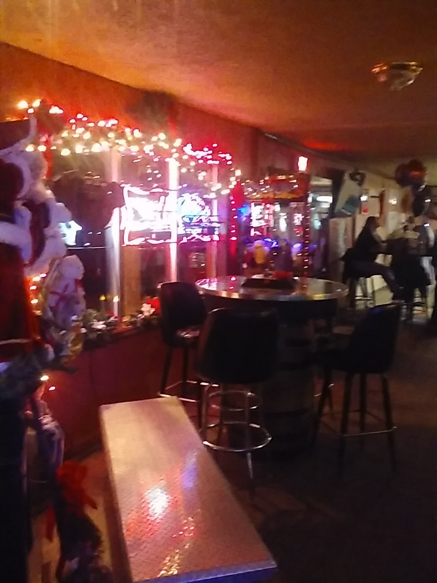 Lucky's 777 - Photo 6