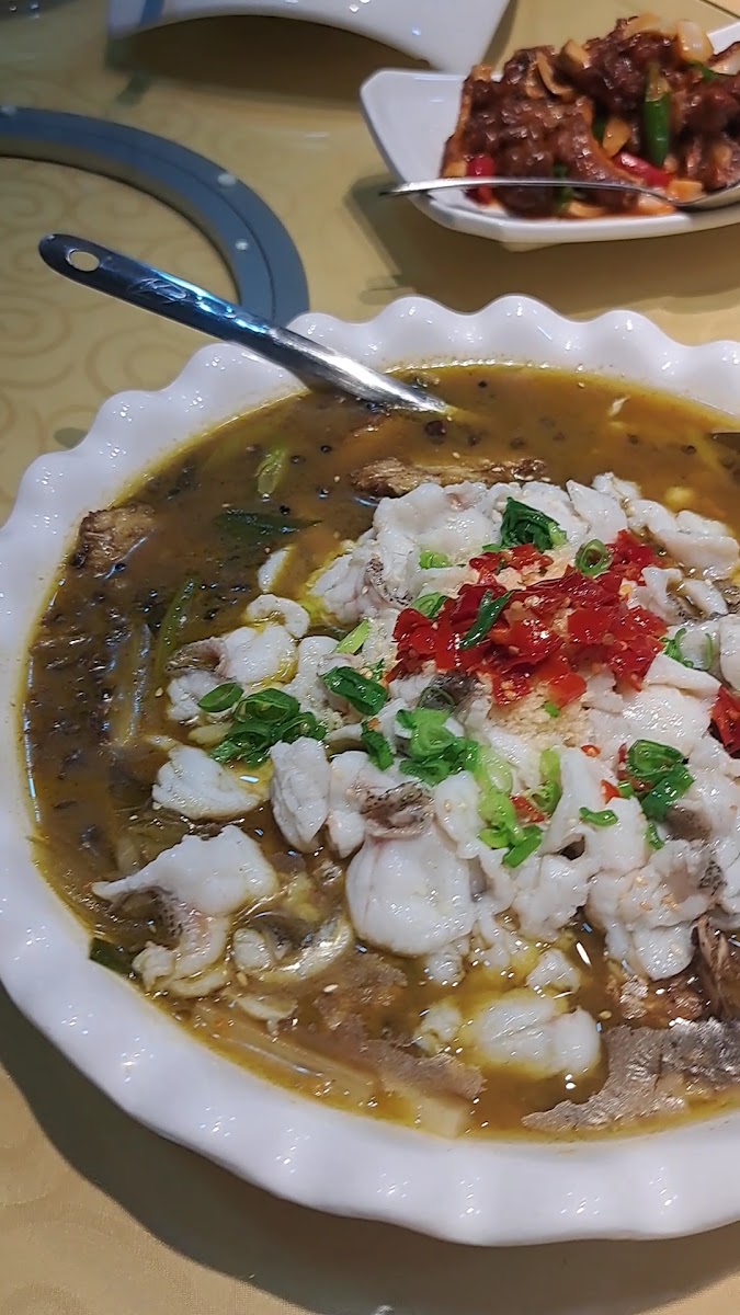 Happy Home Restaurant Cirebon - Photo 1