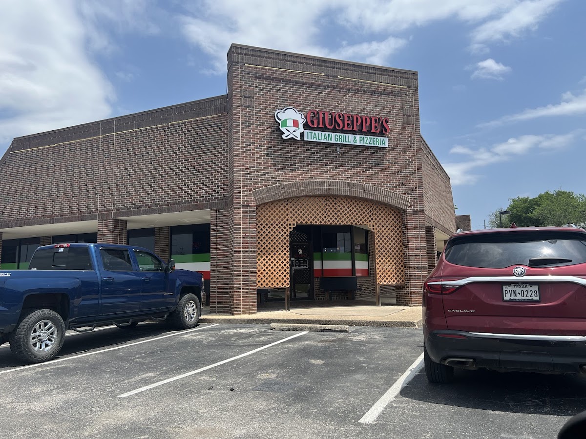 Giuseppe's Italian Grill Crestway