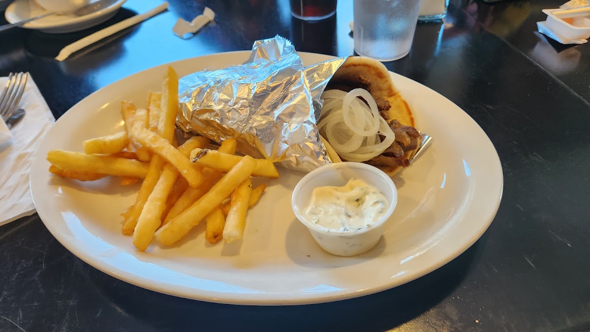 The Crossings Restaurant - Photo 5
