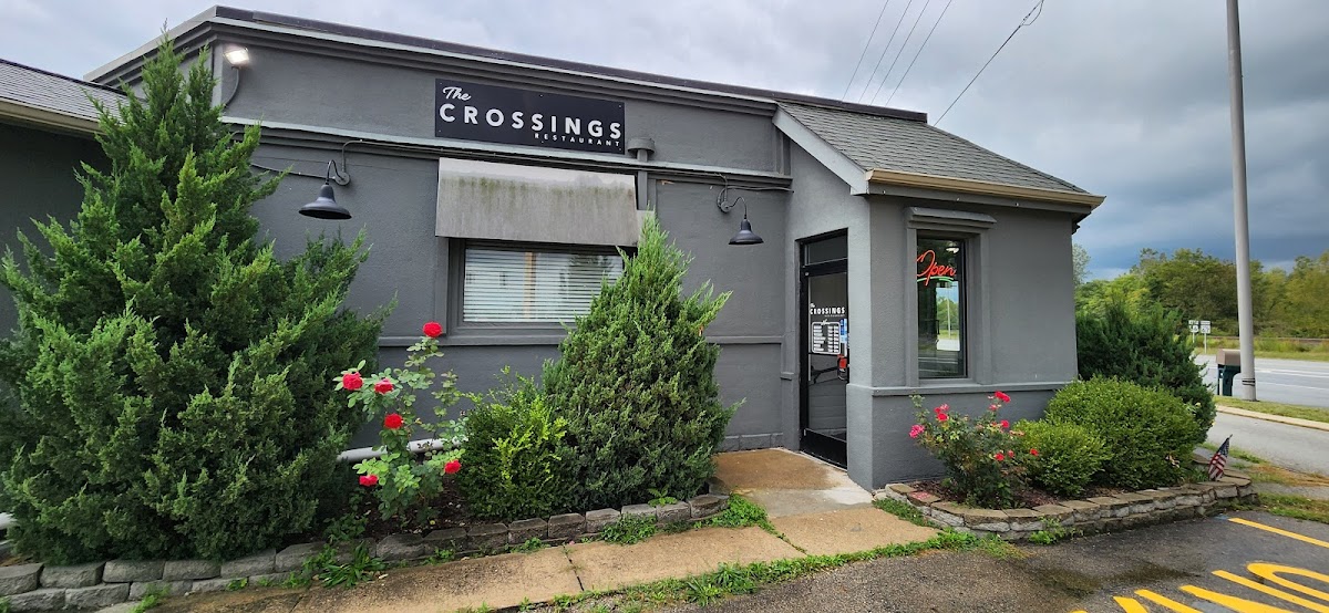 The Crossings Restaurant - Photo 7