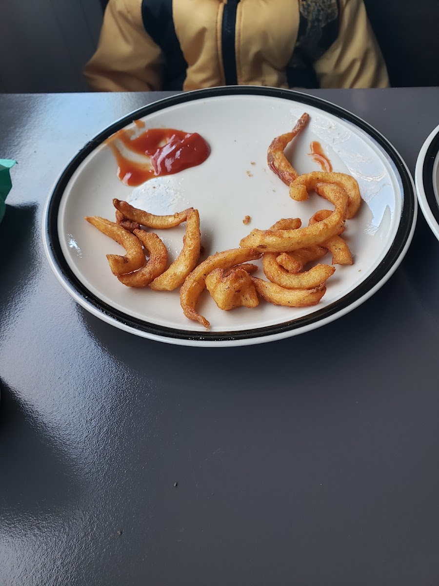 Jerry's Burger Baron - Photo 8
