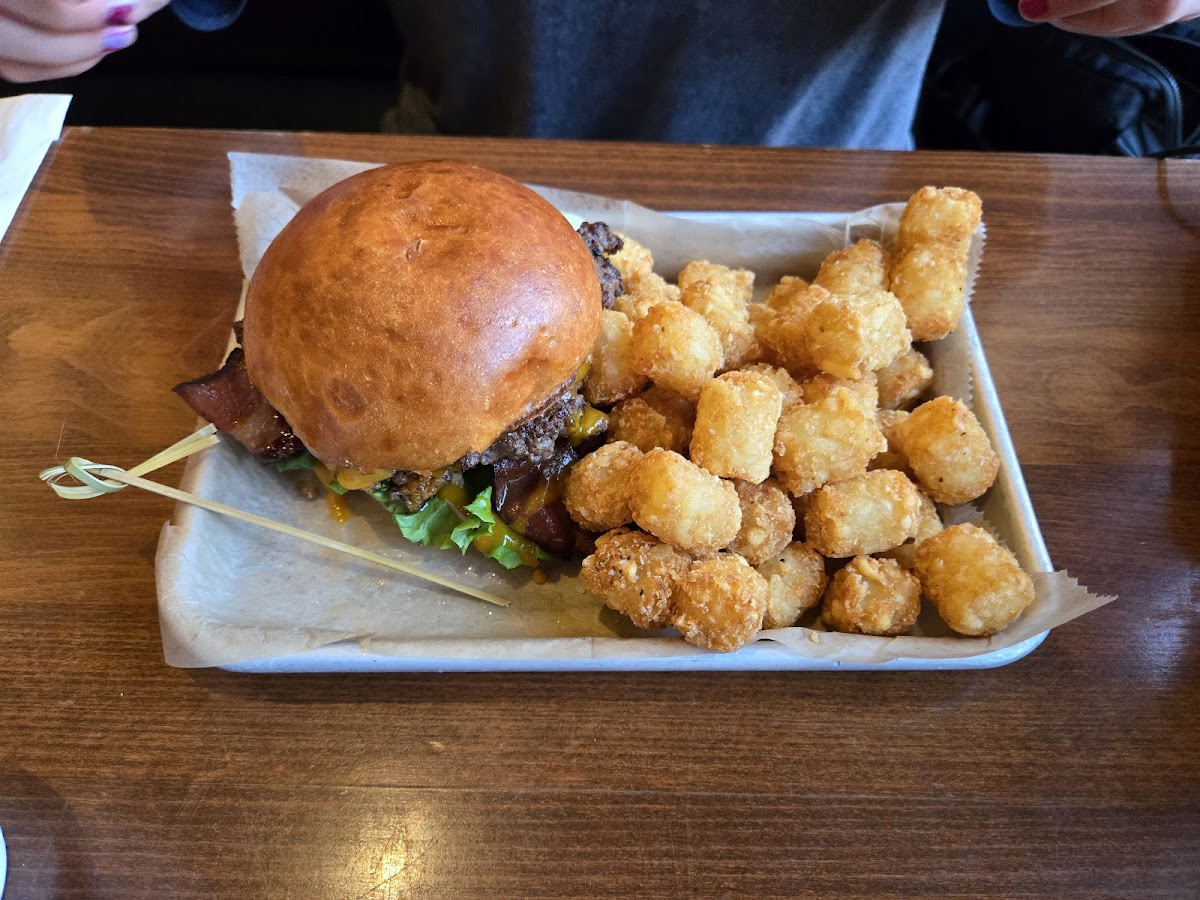 The Quarry Taphouse & Rock Range - Photo 5