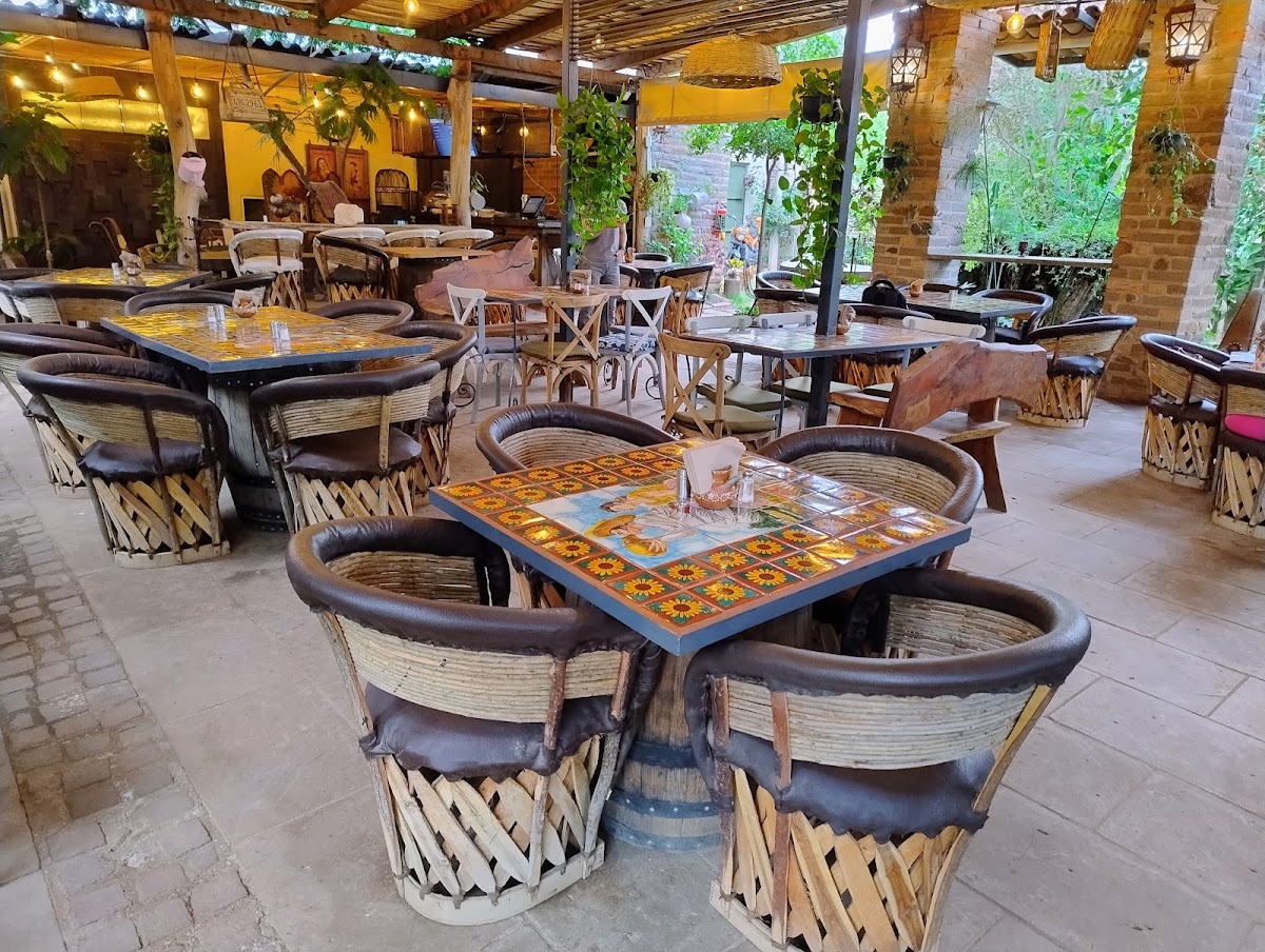 Lucila Restaurant