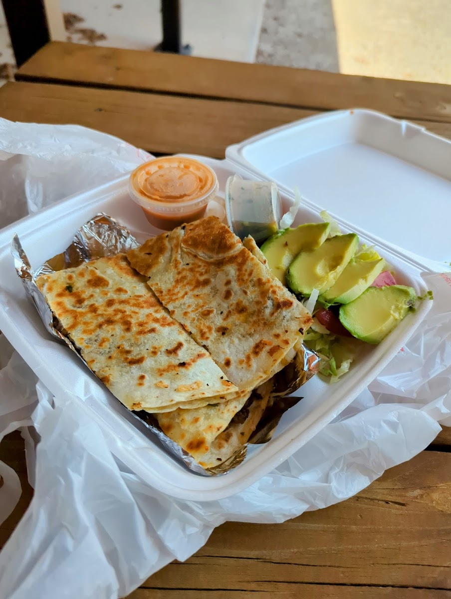 Carmen's Tacos Food Truck - Photo 3